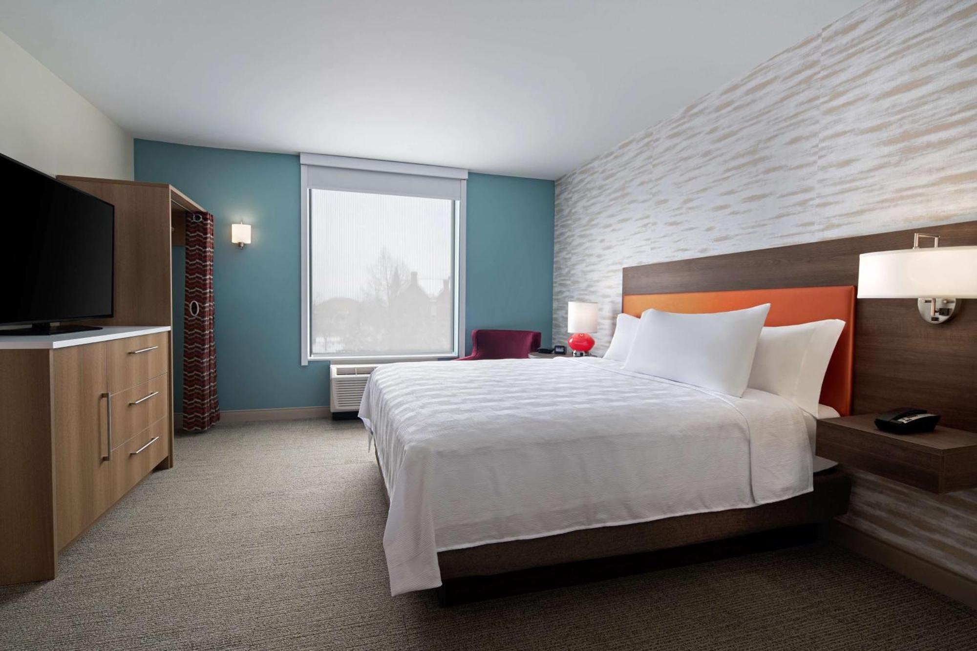 Home2 Suites By Hilton Des Moines At Drake University Экстерьер фото
