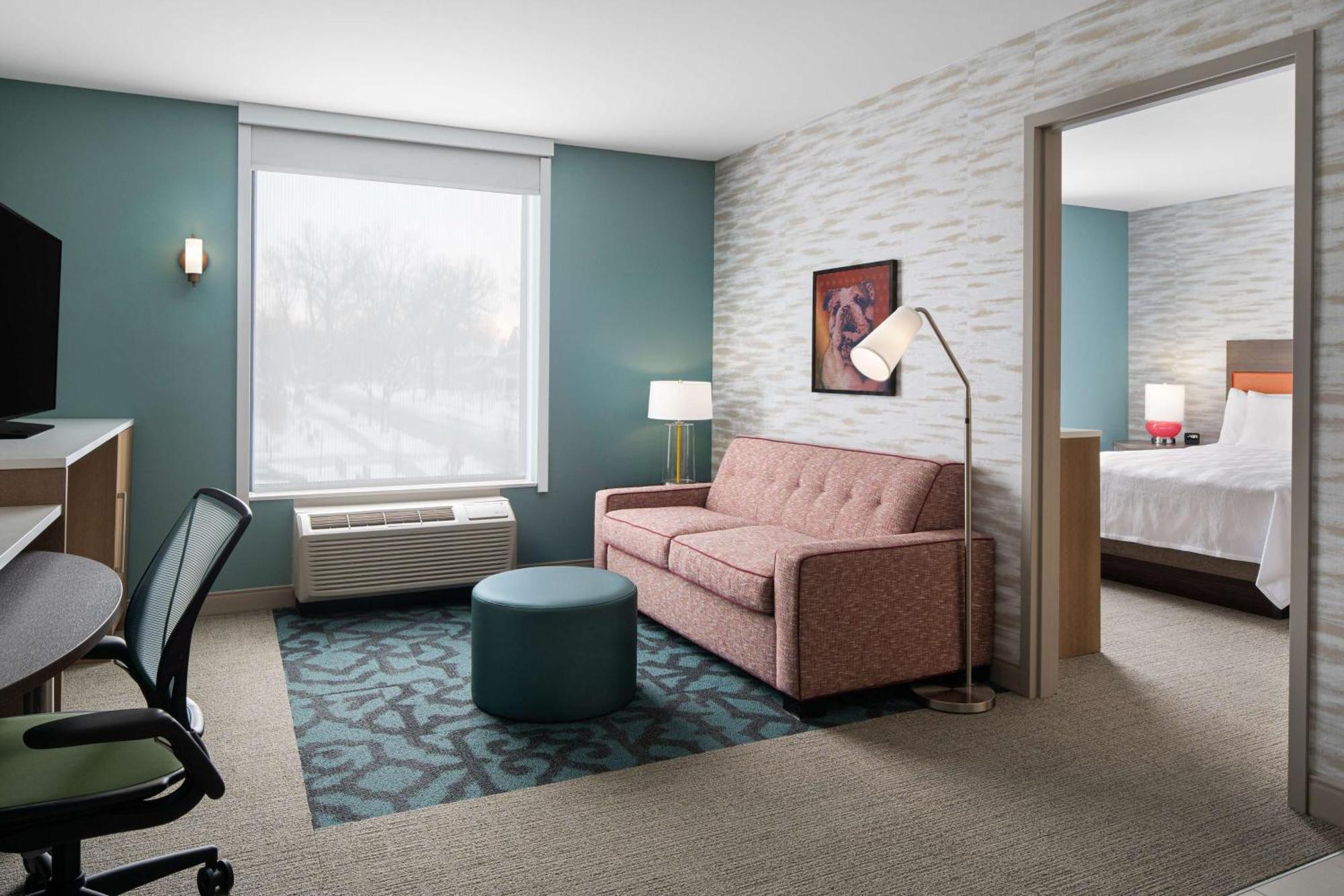 Home2 Suites By Hilton Des Moines At Drake University Экстерьер фото